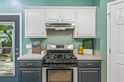 3333 E 12th Street, Austin, TX 78721 - Photo 12