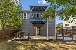 3333 E 12th St, Austin, TX 78721 - Photo 32