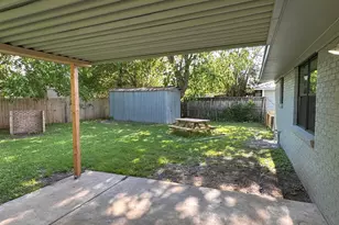 110 Jones St, Bastrop, TX 78602 - Photo 20