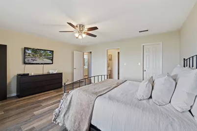 2918 Thurman Road, Lago Vista, TX 78645 - Photo 16