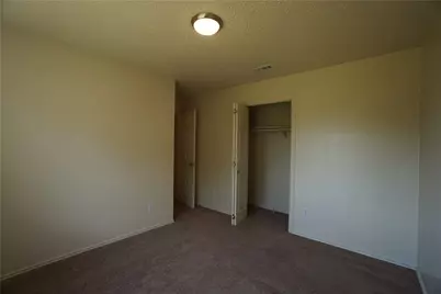 112 Creekside Drive, Hutto, TX 78634 - Photo 10