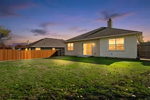 144 Oxford Dr, Kyle, TX 78640 - Photo 22