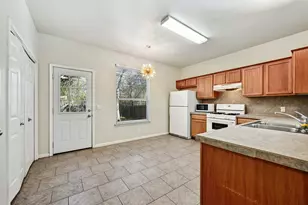 2412 Allred Dr, Austin, TX 78748 - Photo 10