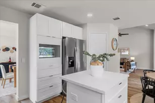 6437 Old Harbor Ln, Austin, TX 78739 - Photo 12