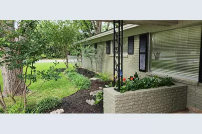 9205 Happy Trail, Austin, TX 78754 - Photo 2