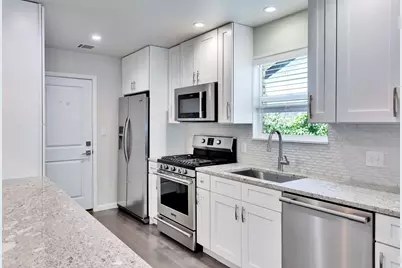 2815 Inridge Drive, Austin, TX 78745 - Photo 4