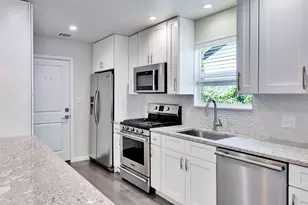 2815 Inridge Dr, Austin, TX 78745 - Photo 4