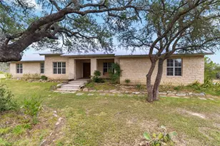 124 Turkey Trail Dr, San Marcos, TX 78666 - Photo 2