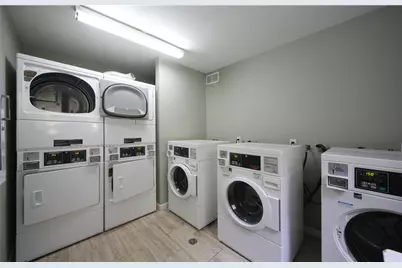 1600 West Avenue #27, Austin, TX 78701 - Photo 12