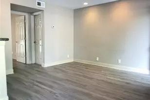 500 E Riverside Dr, Austin, TX 78704 - Photo 8