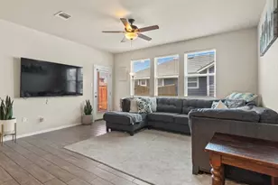 204 Lake Placid Run, Elgin, TX 78621 - Photo 6