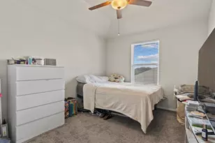 204 Lake Placid Run, Elgin, TX 78621 - Photo 10