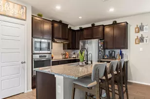 204 Lake Placid Run, Elgin, TX 78621 - Photo 8