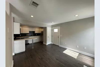 935 La Posada Drive #241, Austin, TX 78752 - Photo 6