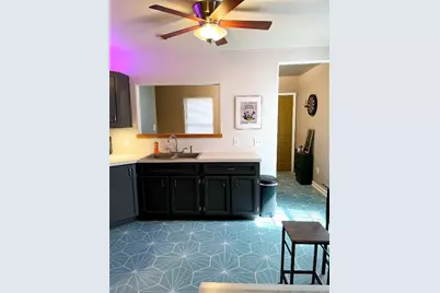 1131 Ebert Avenue, Austin, TX 78721 - Photo 4