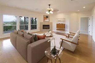 6400 Lakeshore Dr, Lago Vista, TX 78645 - Photo 8