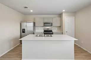 372 Old Stagecoach Rd, Jarrell, TX 76537 - Photo 8