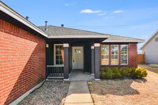 806 Red River Ln, Leander, TX 78641 - Photo 2