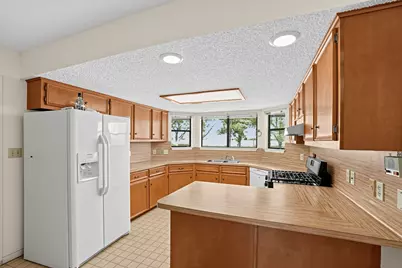 1419 W San Antonio Street, Lockhart, TX 78644 - Photo 8