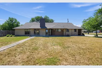 1419 W San Antonio Street, Lockhart, TX 78644 - Photo 26