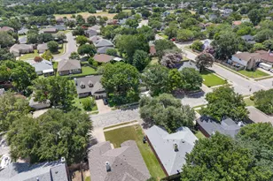 2305 Raintree Path, Round Rock, TX 78664 - Photo 34