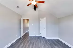 1143 Orchard Park Cir, Pflugerville, TX 78660 - Photo 16