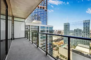 610 Davis St, Austin, TX 78701 - Photo 2