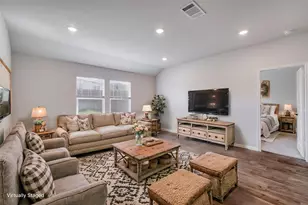 109 Bethpage Dr, San Marcos, TX 78666 - Photo 6