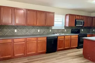 3502 Sandy Brook Dr, Round Rock, TX 78665 - Photo 8