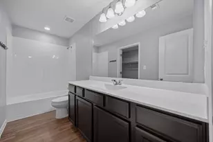 320 Bell Rings Dr, Jarrell, TX 76537 - Photo 16