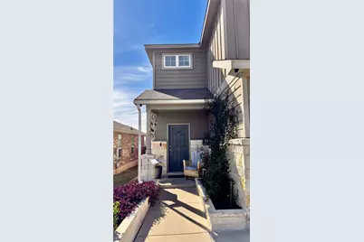 426 Eves Necklace Drive, Buda, TX 78610 - Photo 2