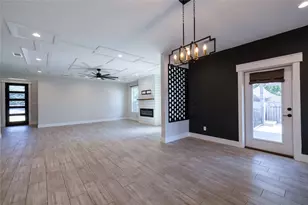 20703 Bonanza St, Lago Vista, TX 78645 - Photo 12