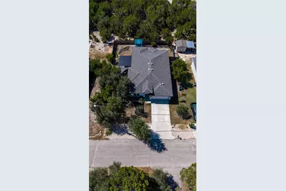 20703 Bonanza Street, Lago Vista, TX 78645 - Photo 26