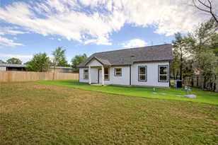 109 Creekside Dr, Bastrop, TX 78602 - Photo 34