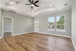 109 Creekside Dr, Bastrop, TX 78602 - Photo 8