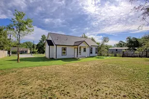 109 Creekside Dr, Bastrop, TX 78602 - Photo 36