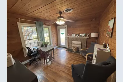 304 E Main Street, Round Rock, TX 78664 - Photo 4