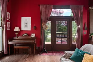 124 N Hamilton St, Gonzales, TX 78629 - Photo 6