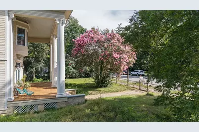 124 N Hamilton Street, Gonzales, TX 78629 - Photo 28