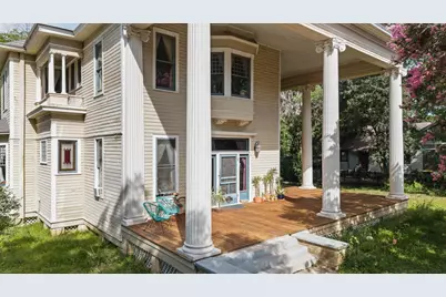 124 N Hamilton Street, Gonzales, TX 78629 - Photo 2