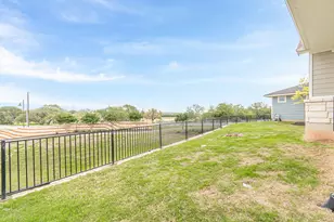 404 Eagle Dr, San Marcos, TX 78666 - Photo 34