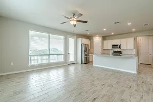 404 Eagle Dr, San Marcos, TX 78666 - Photo 14