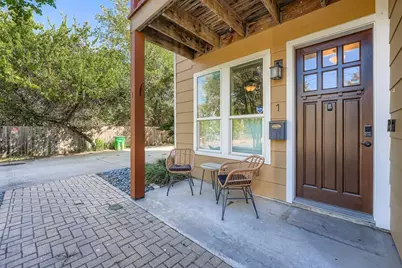 2709 E 13th Street, Austin, TX 78702 - Photo 2