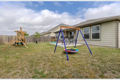 404 Cassandra Drive, Hutto, TX 78634 - Photo 38