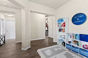 404 Cassandra Dr, Hutto, TX 78634 - Photo 34