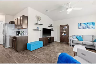 404 Cassandra Drive, Hutto, TX 78634 - Photo 8