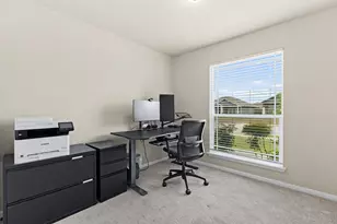 404 Cassandra Dr, Hutto, TX 78634 - Photo 28