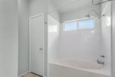 1902 Hollow Tree Boulevard, Round Rock, TX 78681 - Photo 26