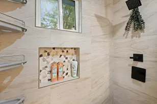 907 E 53rd St, Austin, TX 78751 - Photo 28