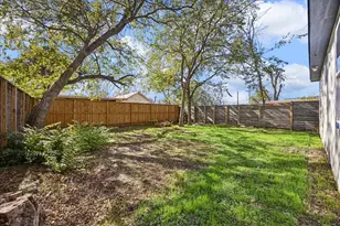 907 E 53rd St, Austin, TX 78751 - Photo 28